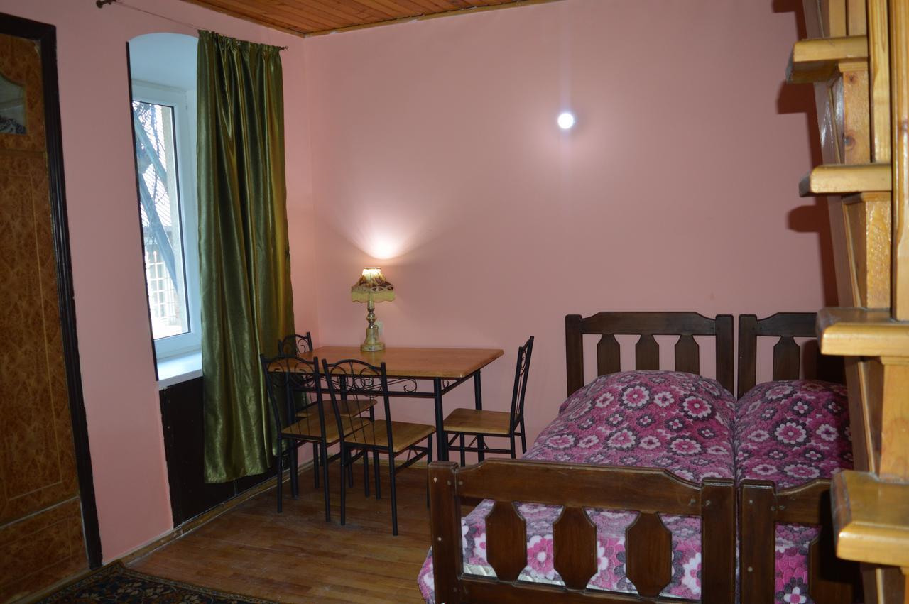 Appartamento Vintage House 19 Century Tbilisi Esterno foto