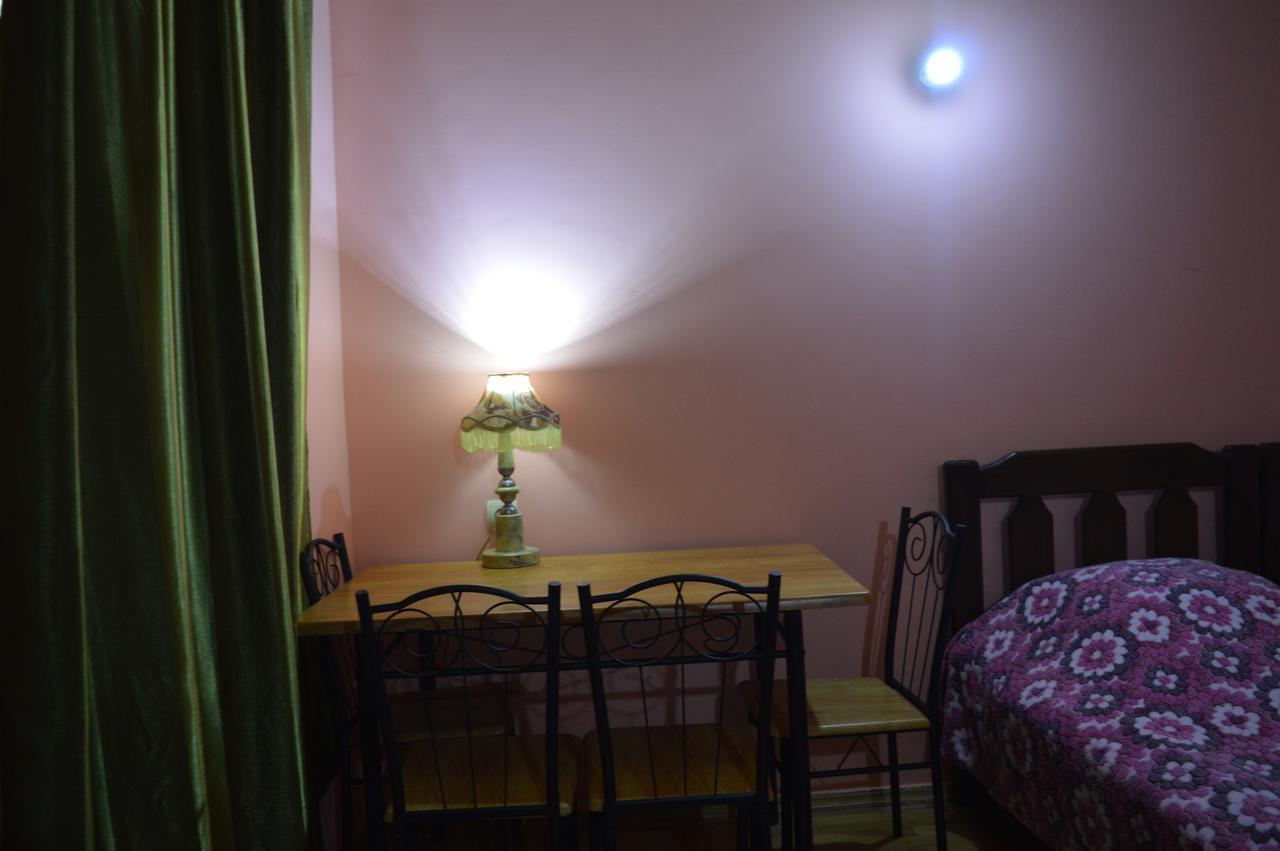 Appartamento Vintage House 19 Century Tbilisi Esterno foto