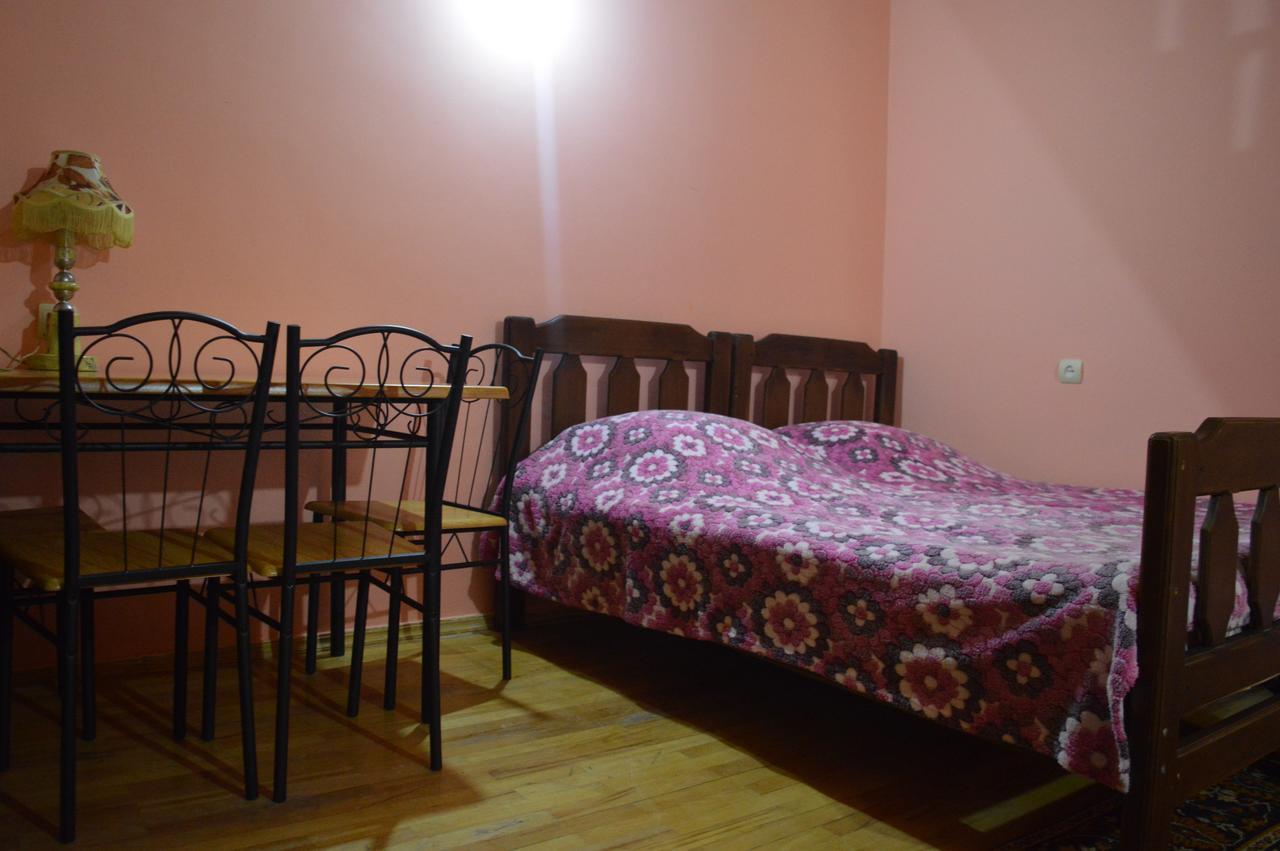 Appartamento Vintage House 19 Century Tbilisi Esterno foto